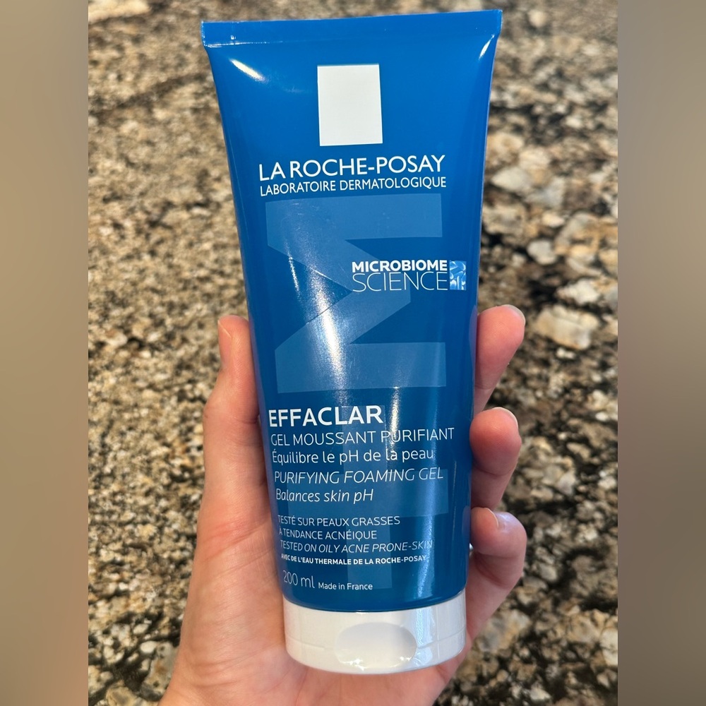 NEW La Roche-Posay Effaclar Purifying Foaming Gel Cleanser 200ml